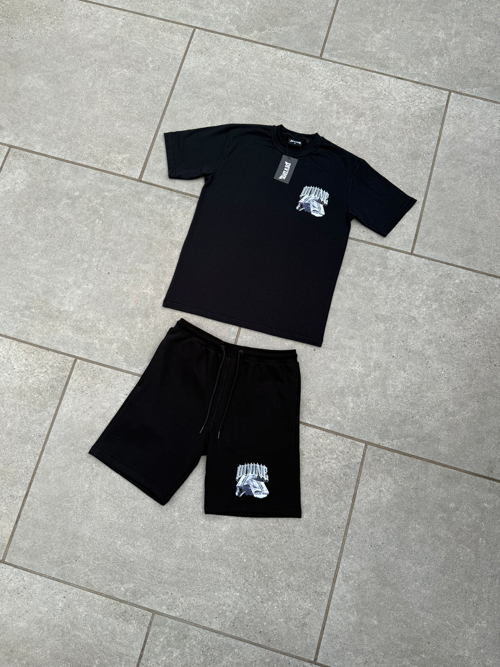 PINNACLE SHORTS SET - BLACK