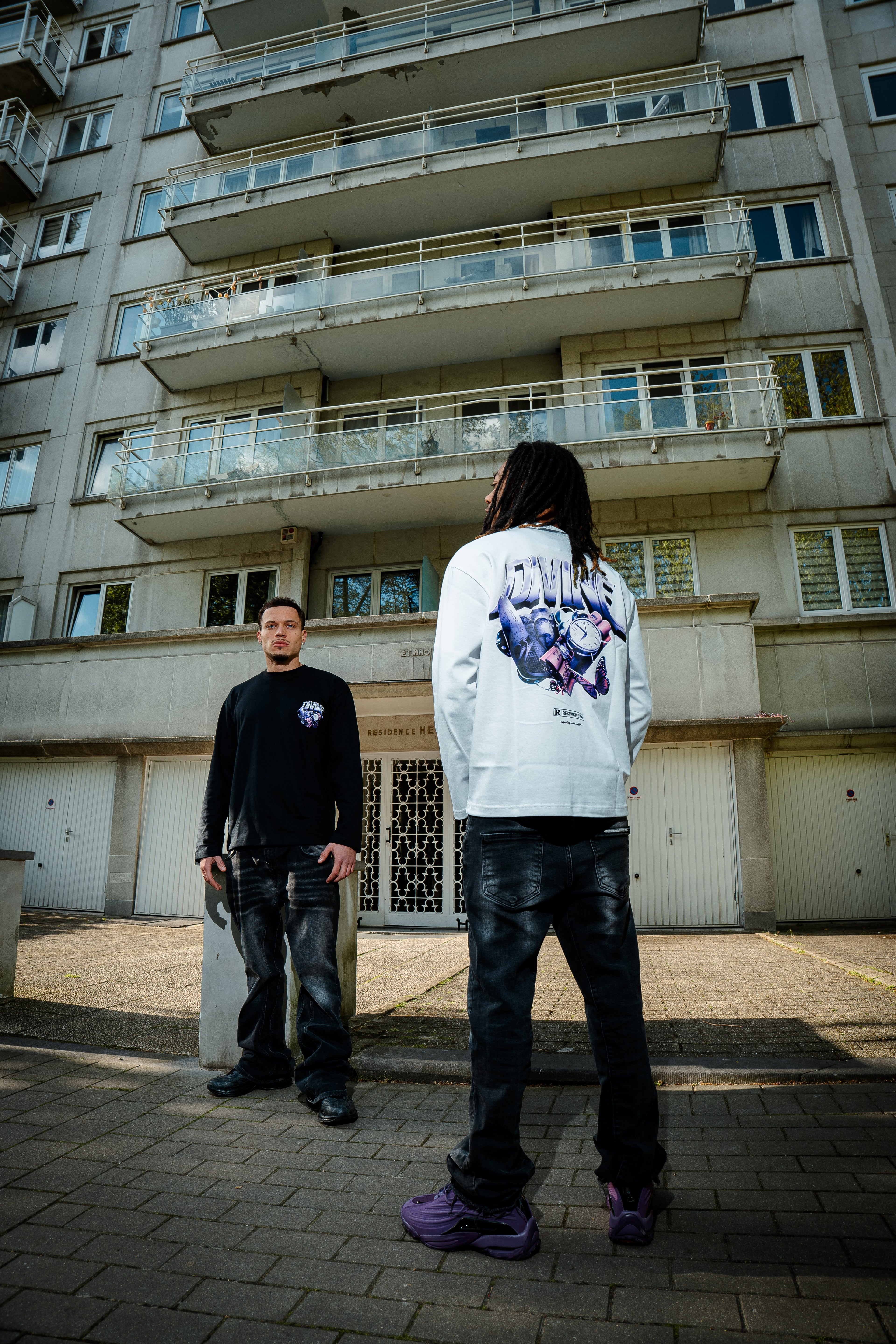 LIMITLESS LONG SLEEVE T SHIRT - WHITE